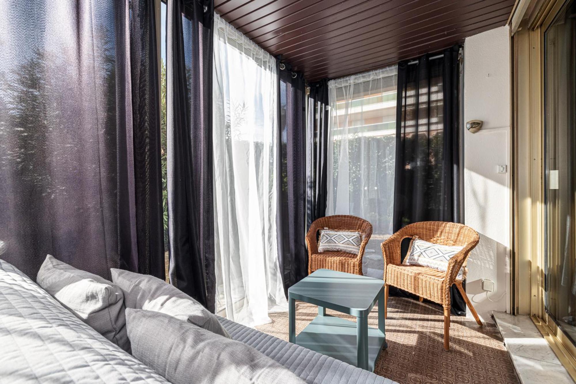 Le Globe Trotteur Apartamento Saint-Laurent-du-Var Exterior foto