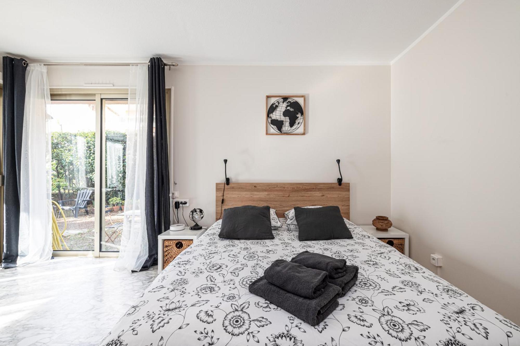 Le Globe Trotteur Apartamento Saint-Laurent-du-Var Exterior foto